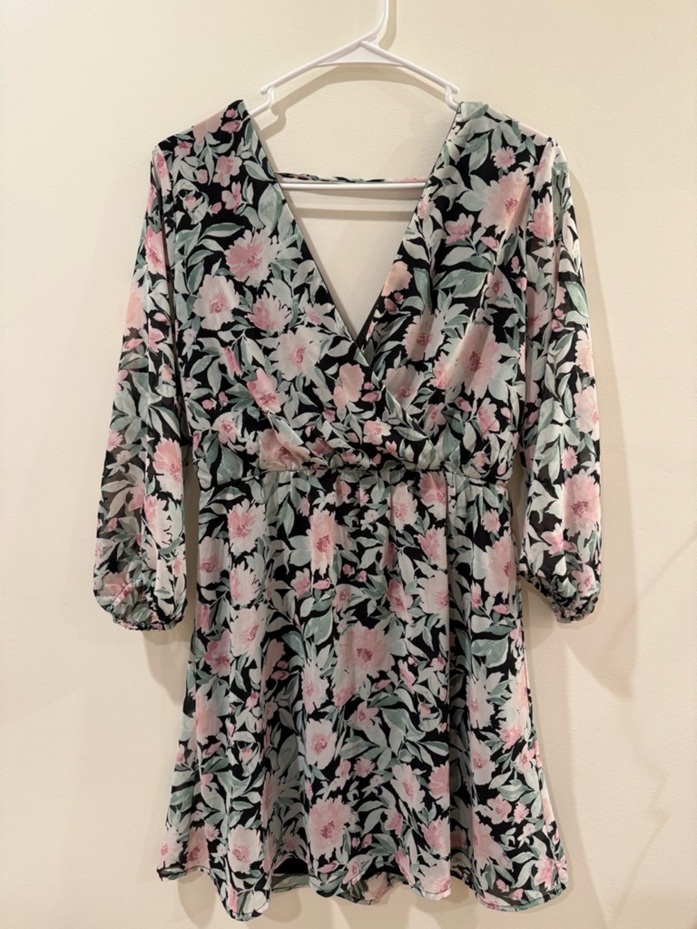 Floral V-Neck Chiffon Dress in Black and Pink
